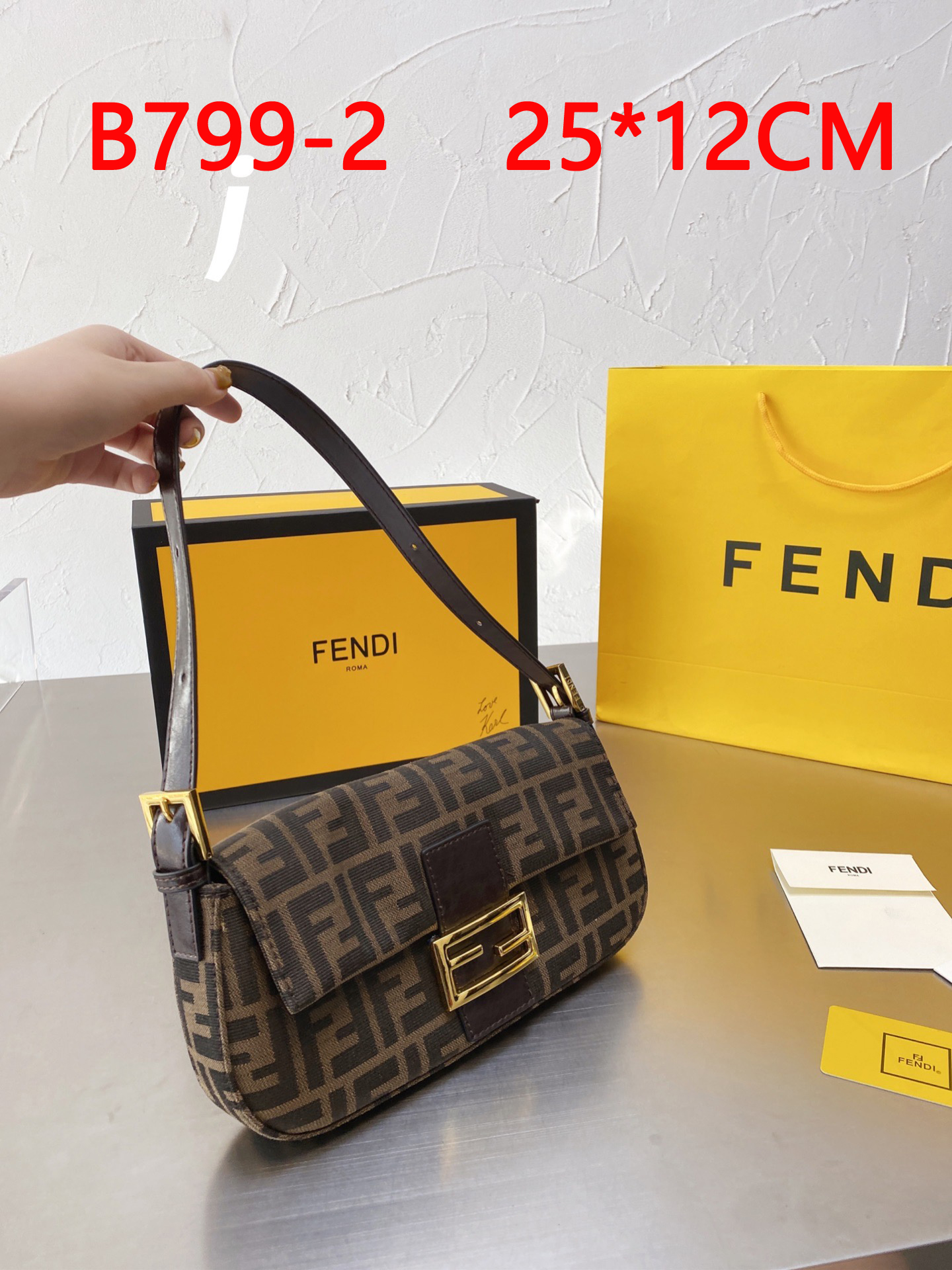 תיק כתף פנדי – תמונה 4