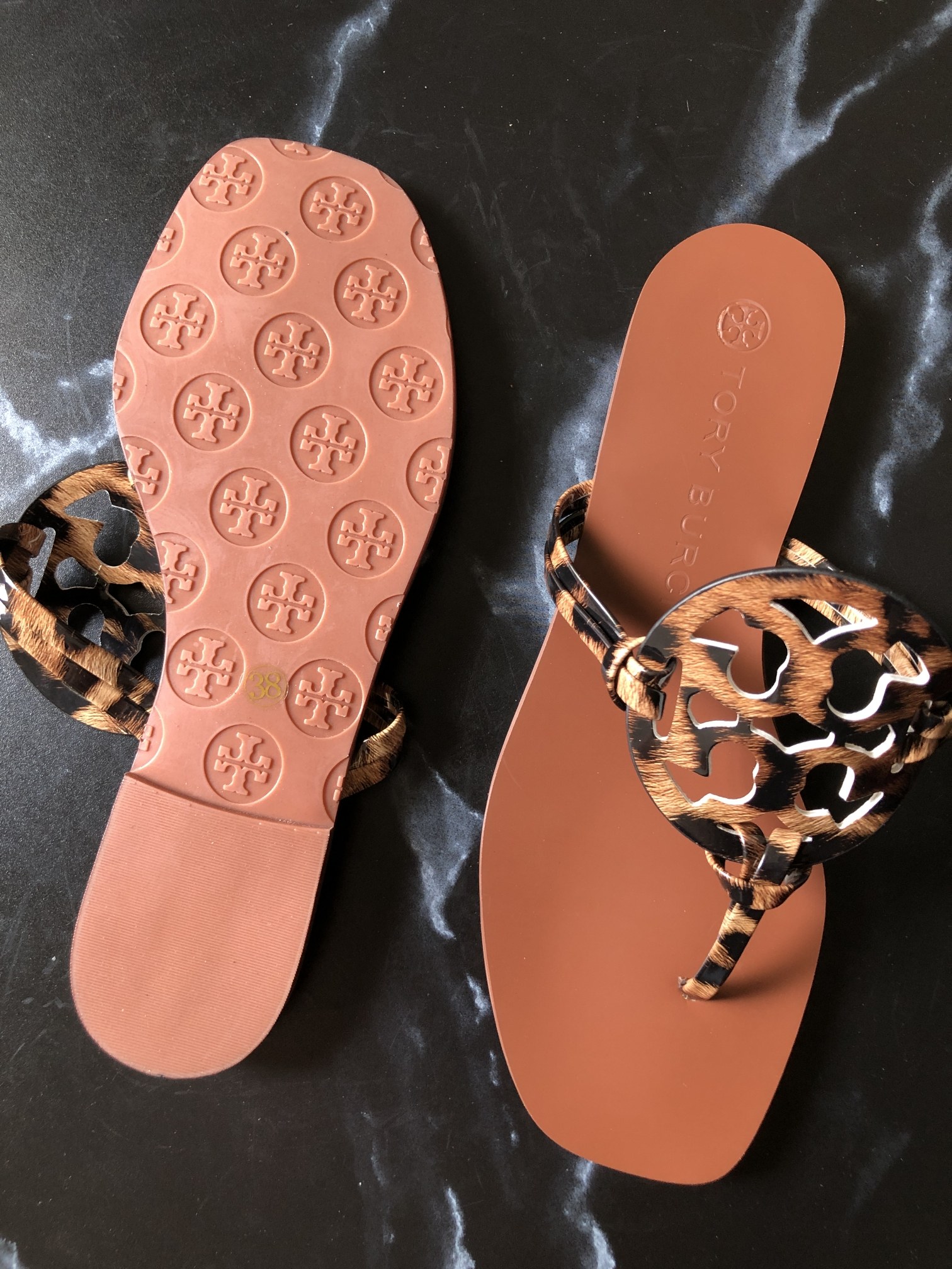 כפכפי טורי – תמונה 11