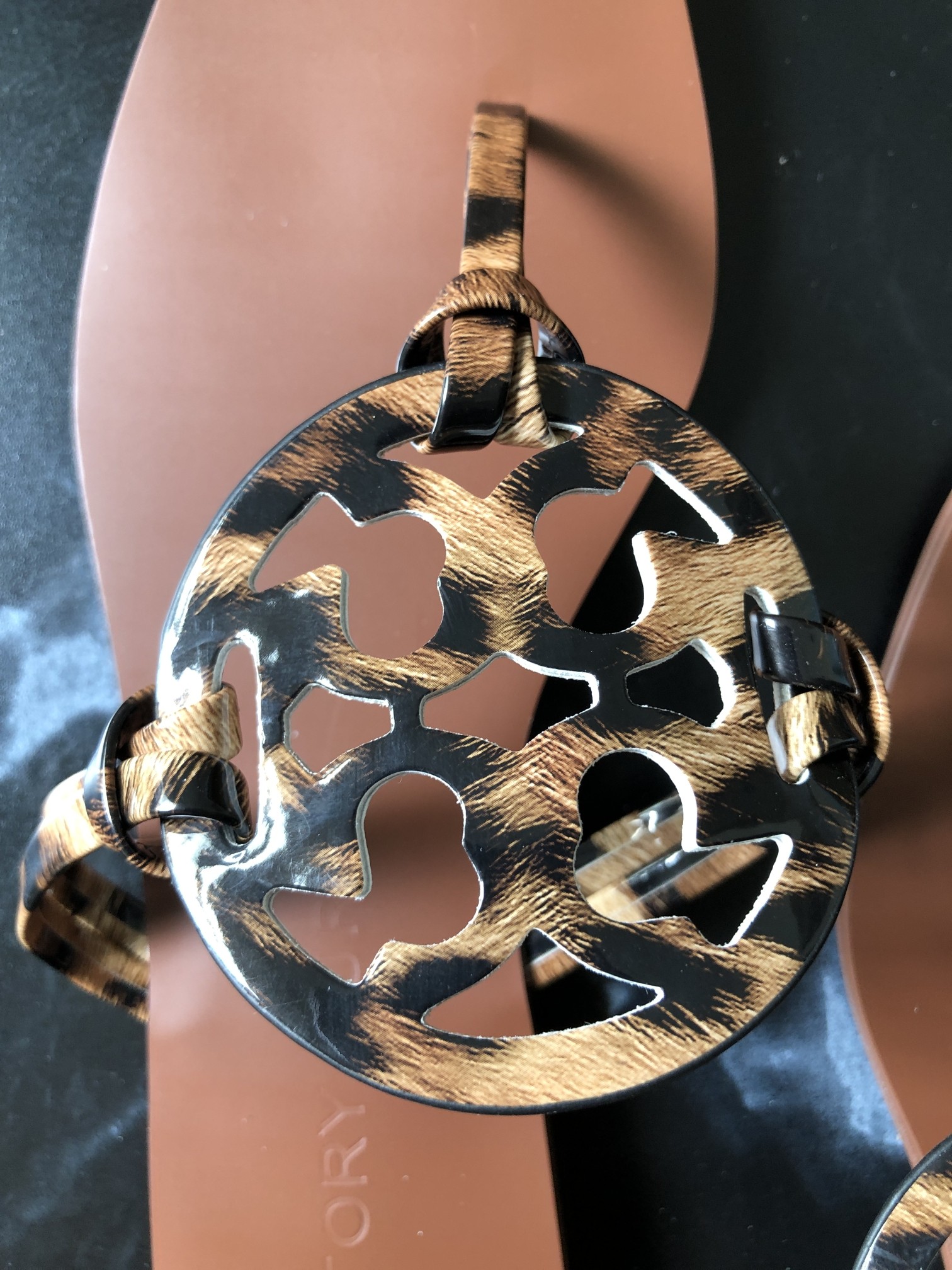 כפכפי טורי – תמונה 10