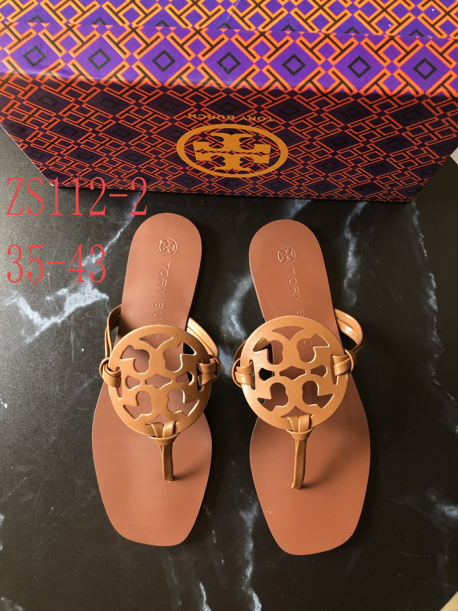 כפכפי טורי – תמונה 4