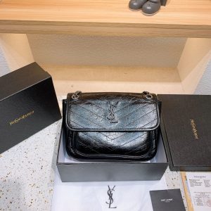 תיקי צד איב סן לורן