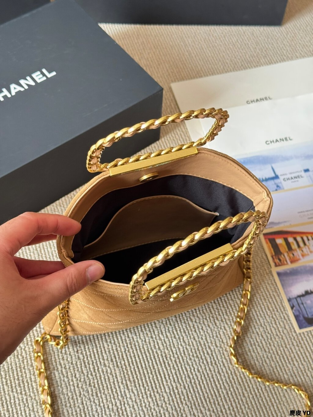 תיק יד שאנל – תמונה 6