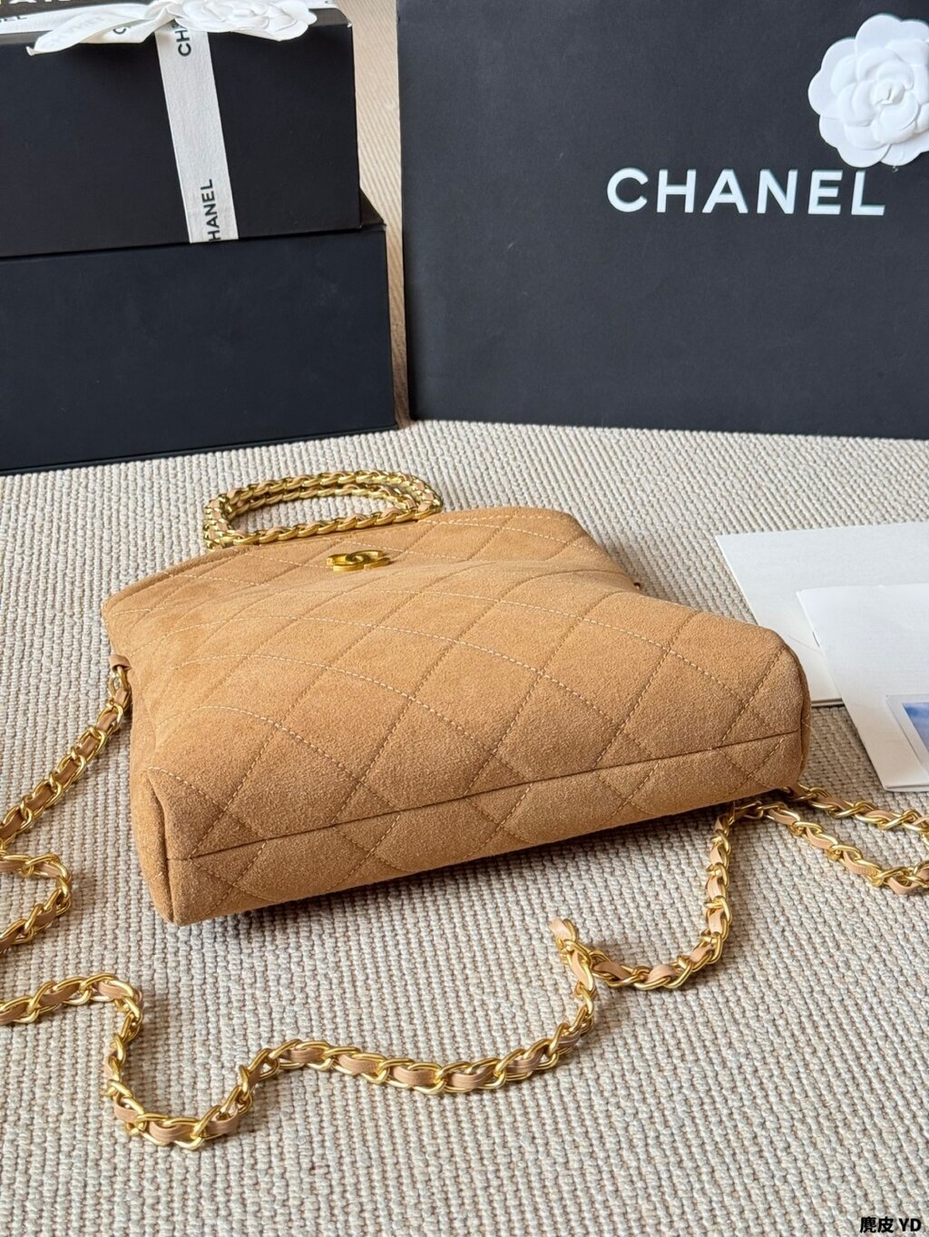 תיק יד שאנל – תמונה 9