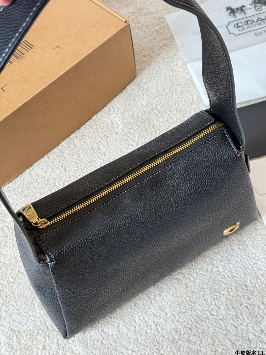 תיק צד קואץ – תמונה 13