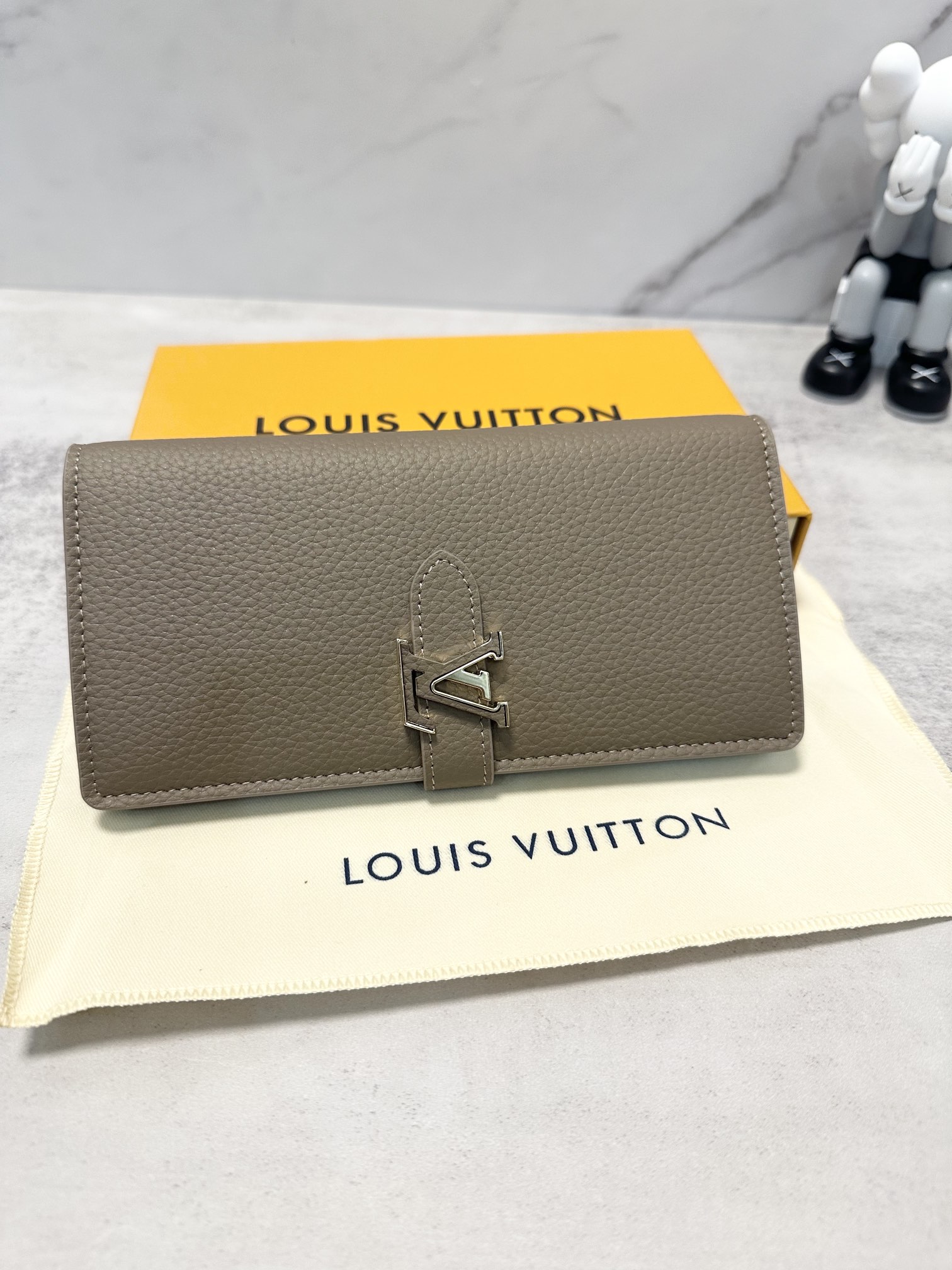 ארנק לואי ויטון – תמונה 11