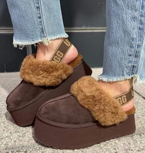כפכפי UGG פלטפורמה