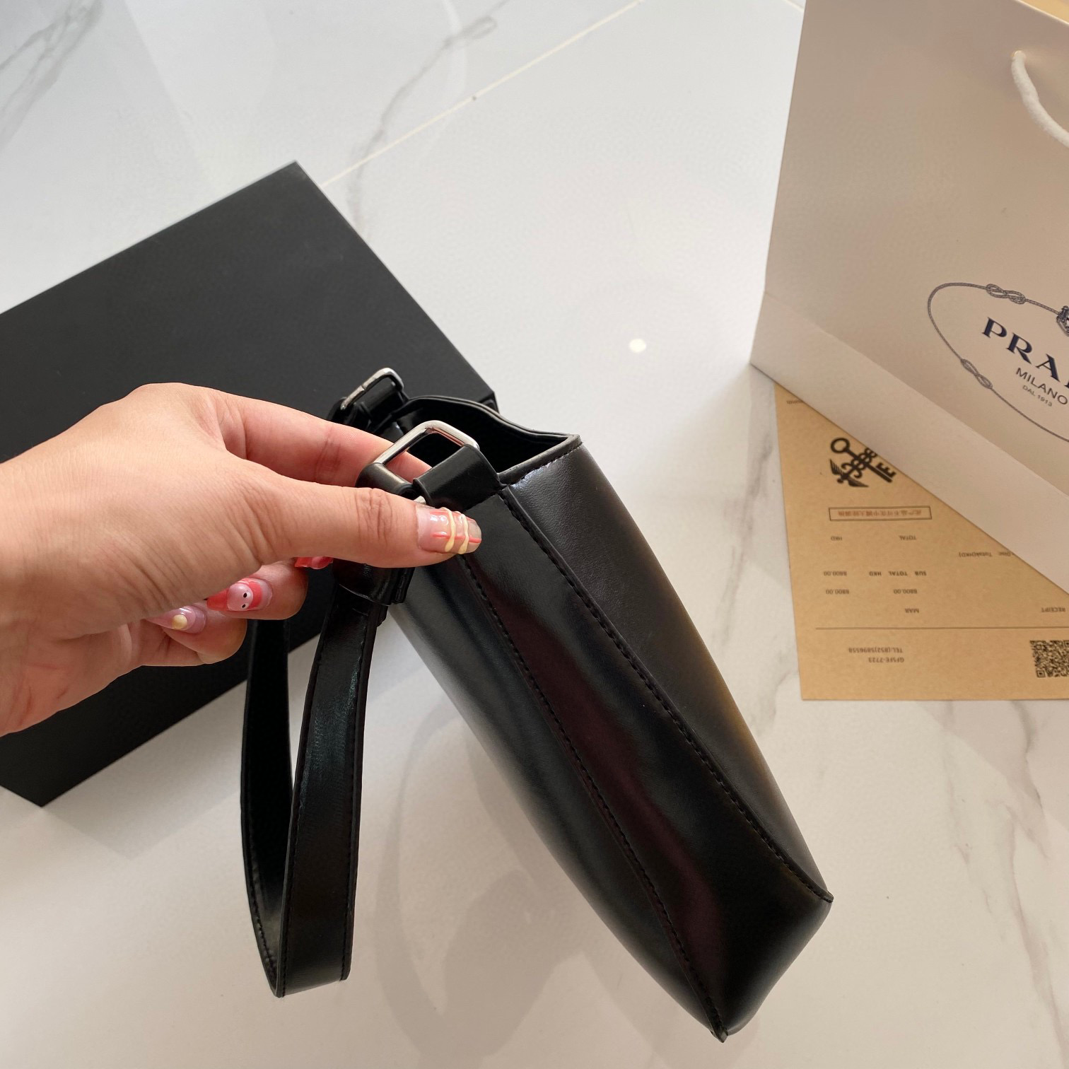 תיק כתף פרדה – תמונה 11