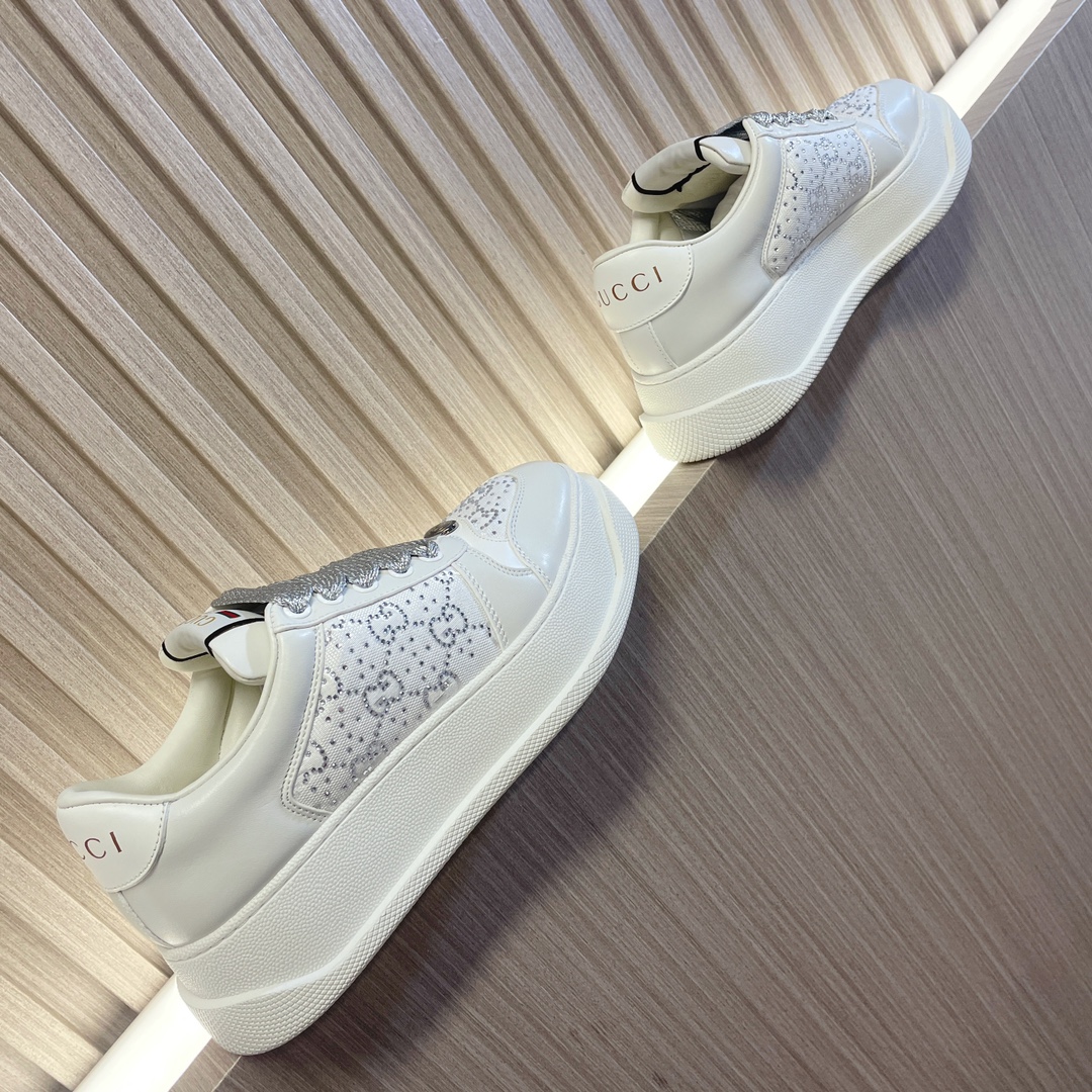 סניקרס גוצי – תמונה 13