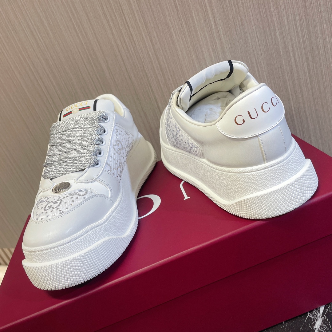 סניקרס גוצי – תמונה 3