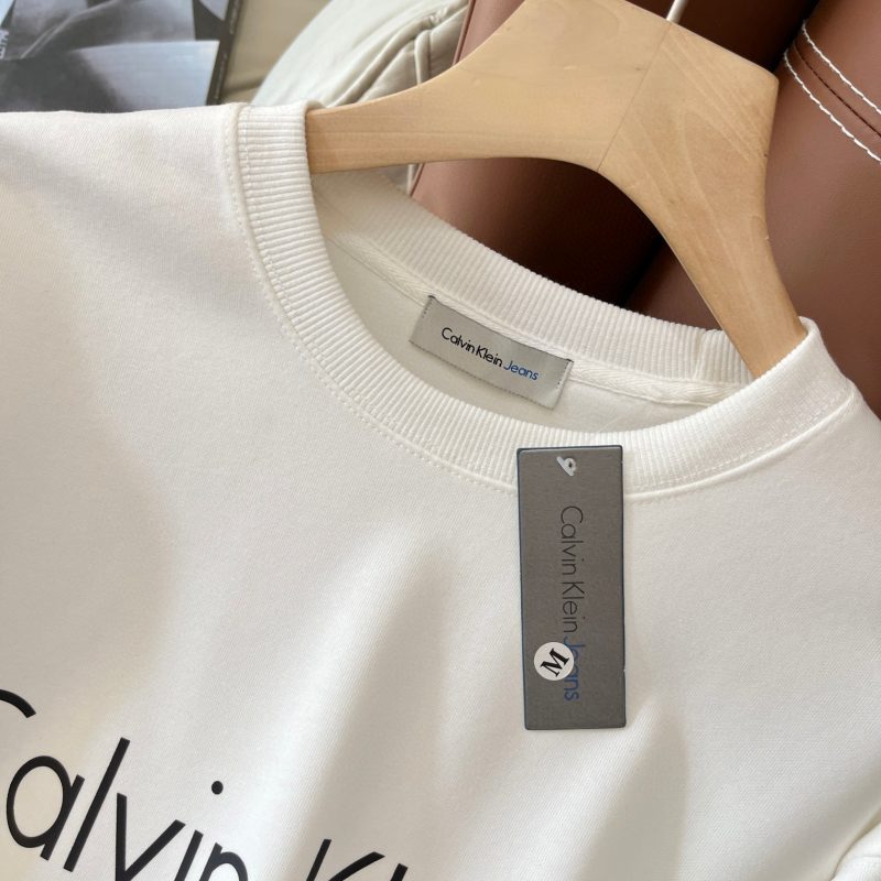 סווטשירט קלווין קליין – תמונה 4