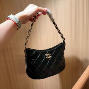 תיק כתף שאנל