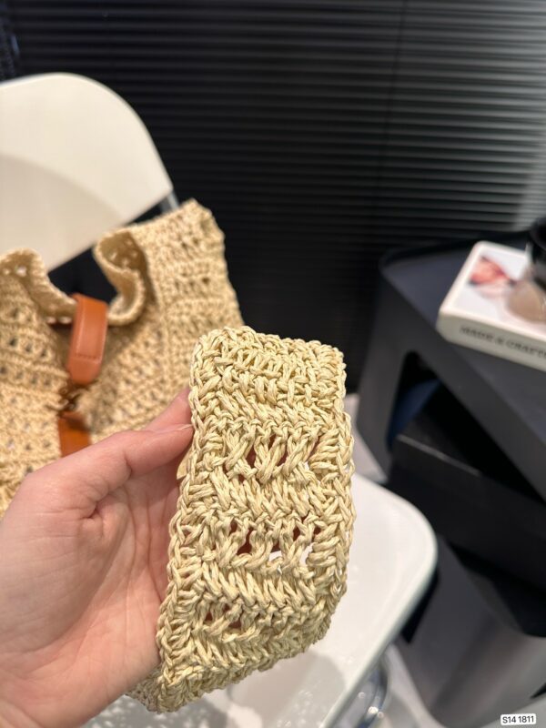 תיק קלוע איב סן לורן – תמונה 10