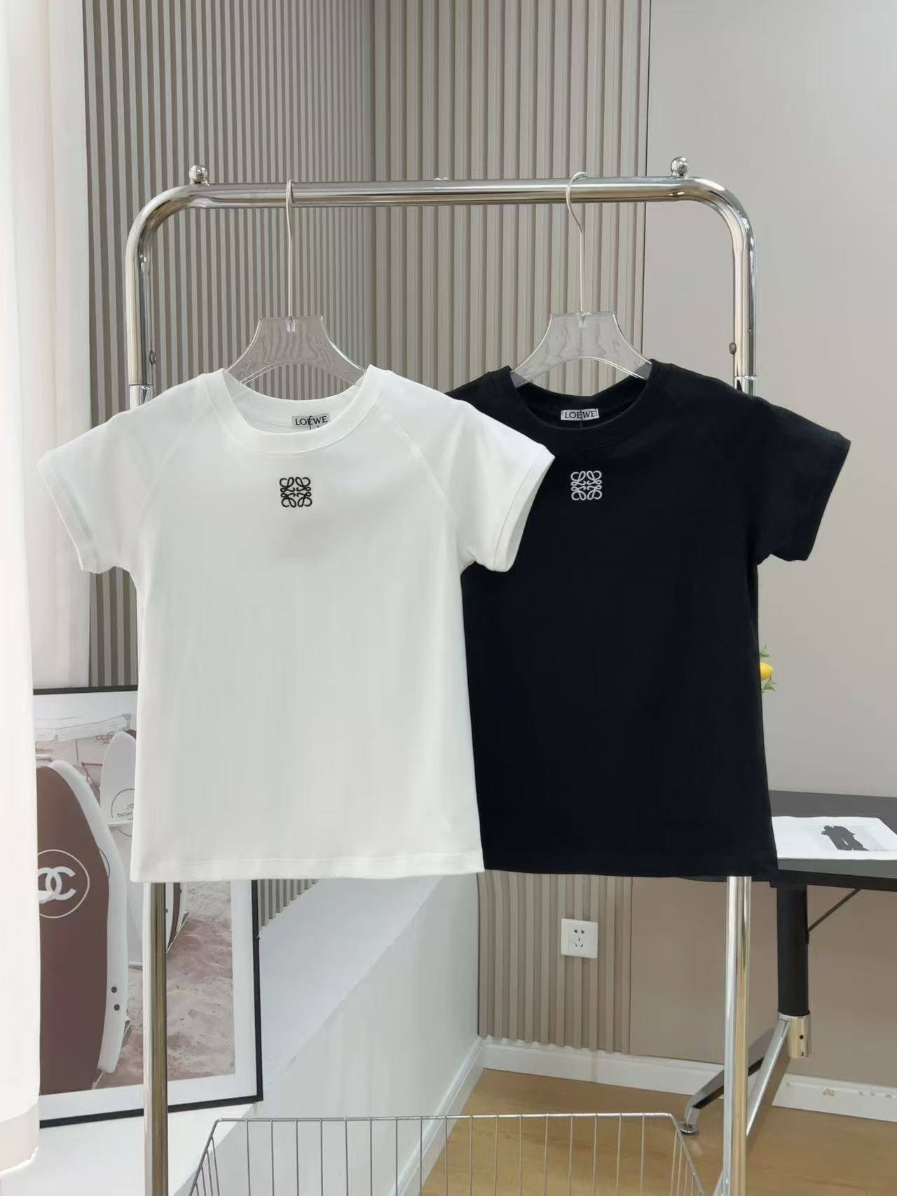 טישירט Loewe נשים – תמונה 5