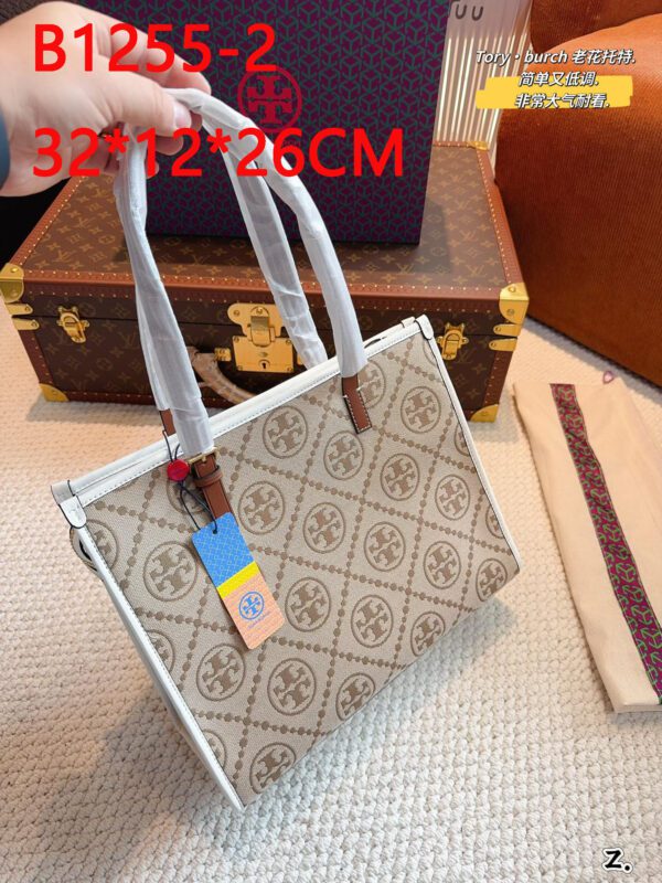 תיק צד גדול טורי – תמונה 5