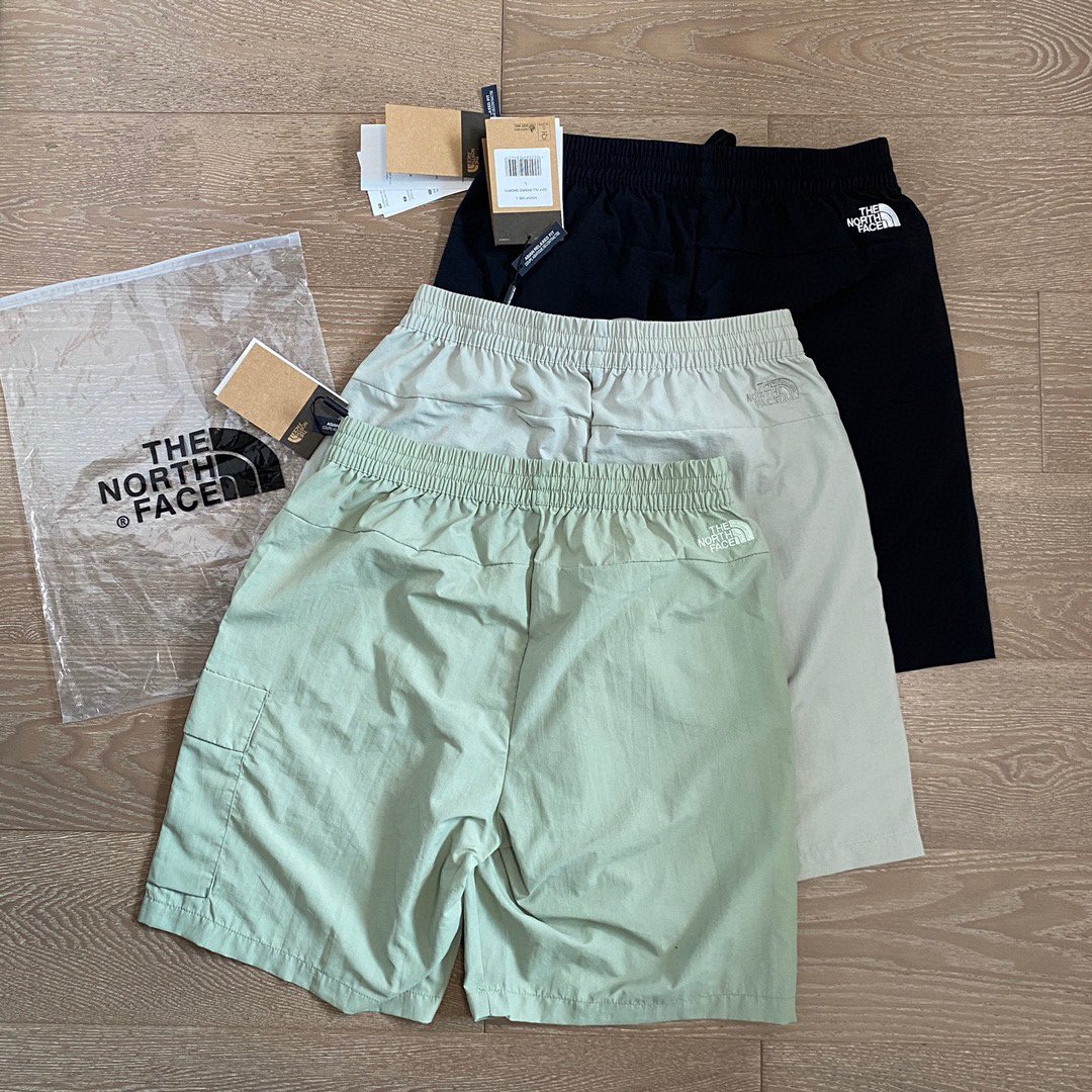 מכנסיים קצרים נורת פייס – תמונה 5