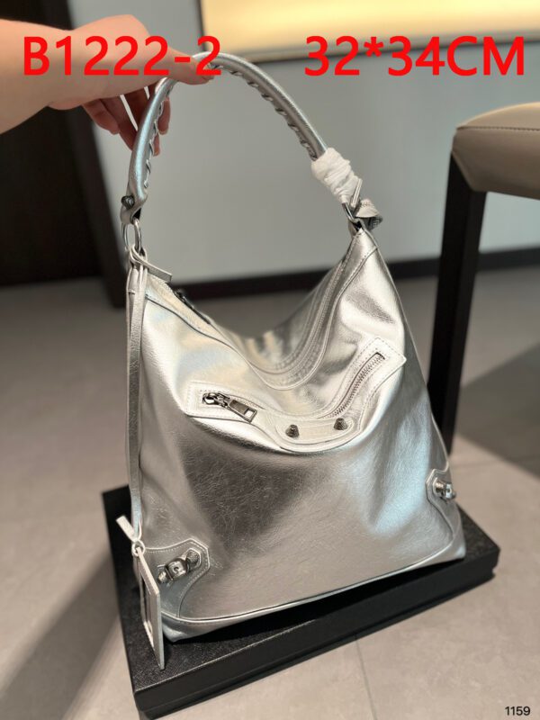 תיקי צד בלנסיאגה – תמונה 4