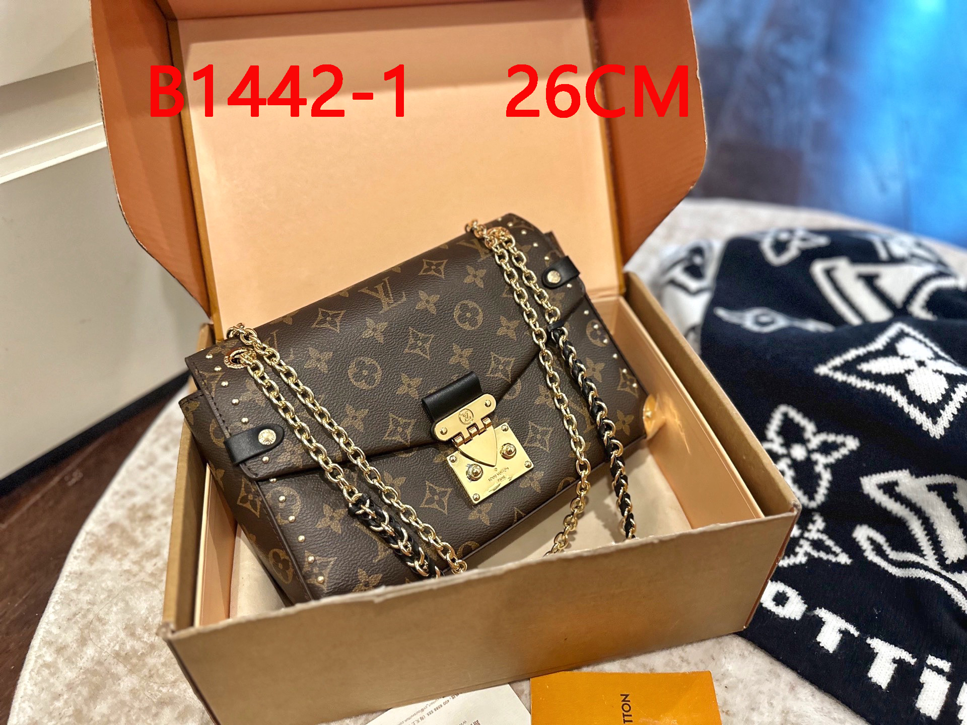 תיק צד לואי ויטון – תמונה 3