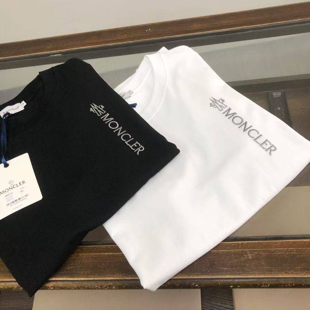 חולצות טי מונקלר – תמונה 6