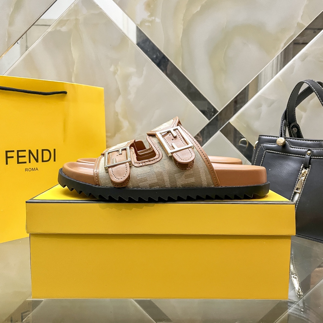 כפכפים פנדי – תמונה 22