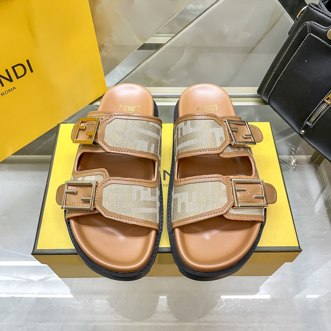 כפכפים פנדי – תמונה 18