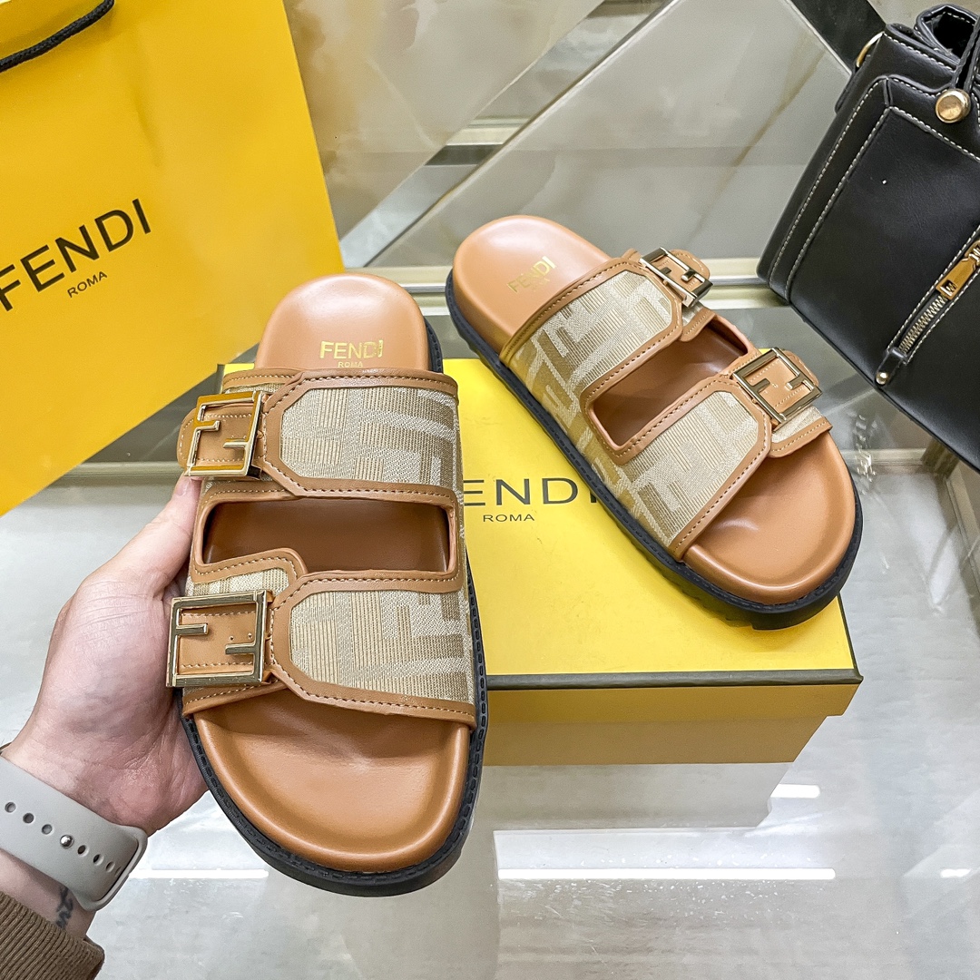 כפכפים פנדי – תמונה 16