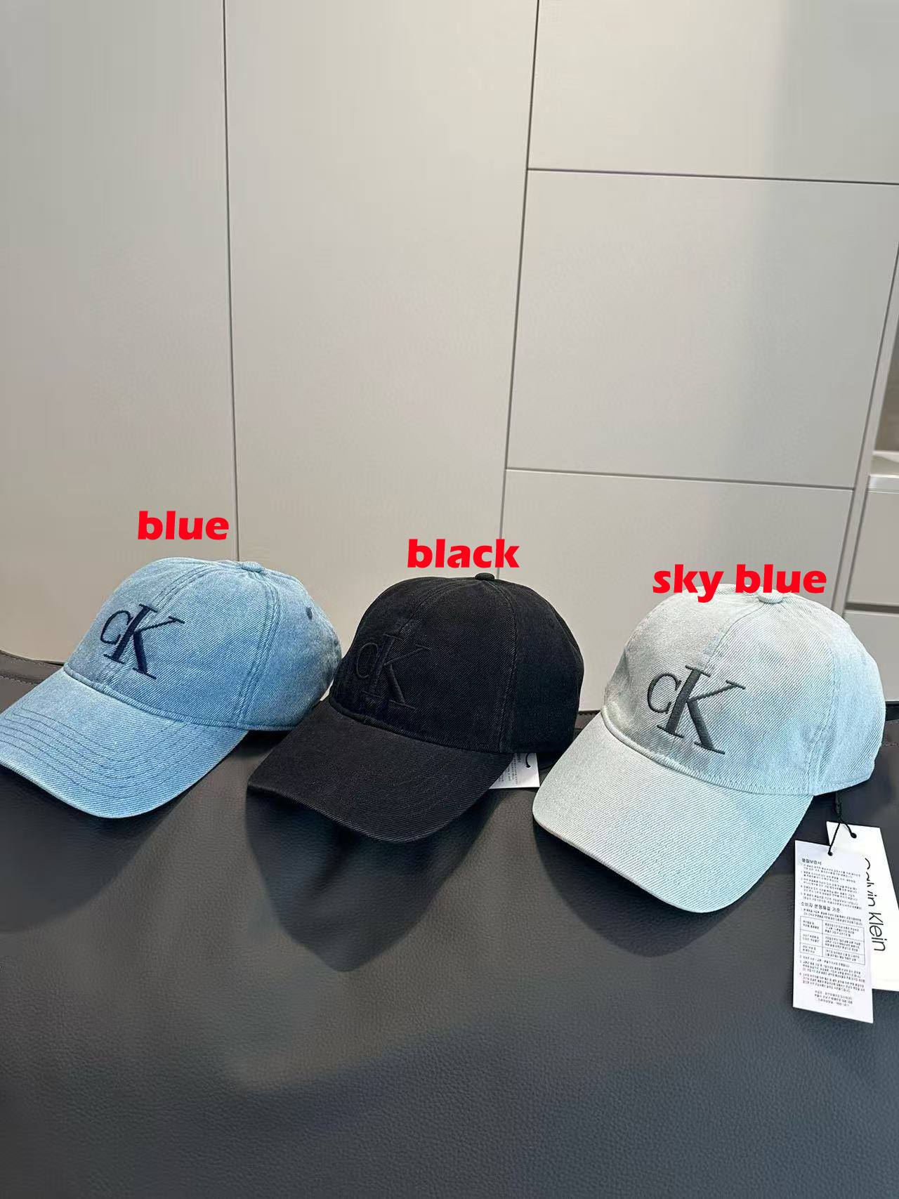 כובע מצחיה קלווין קליין – תמונה 4