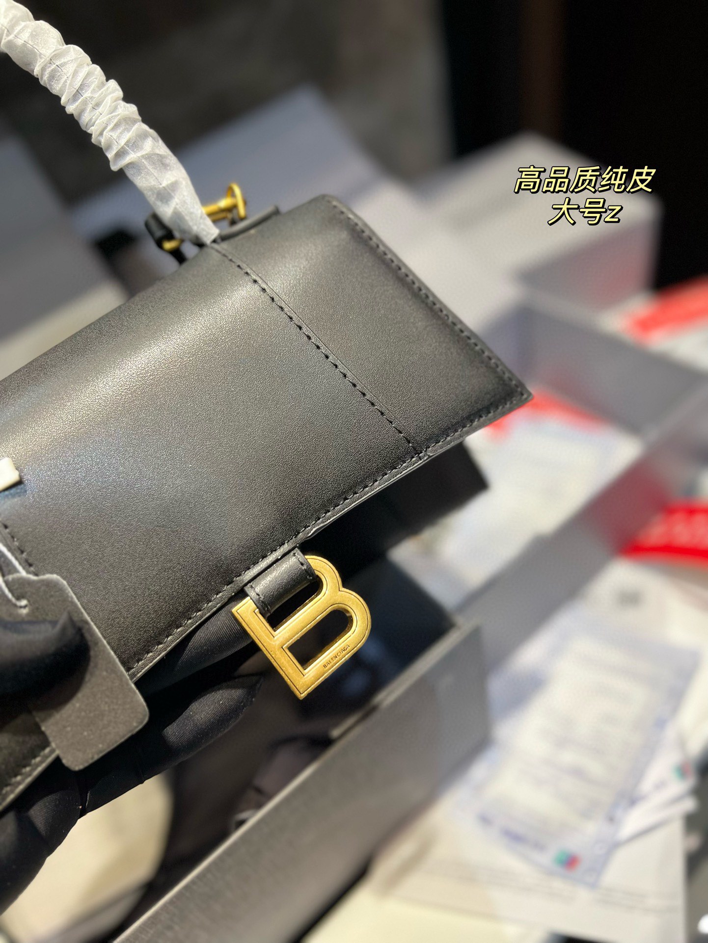 תיק יד בלנסיאגה – תמונה 13