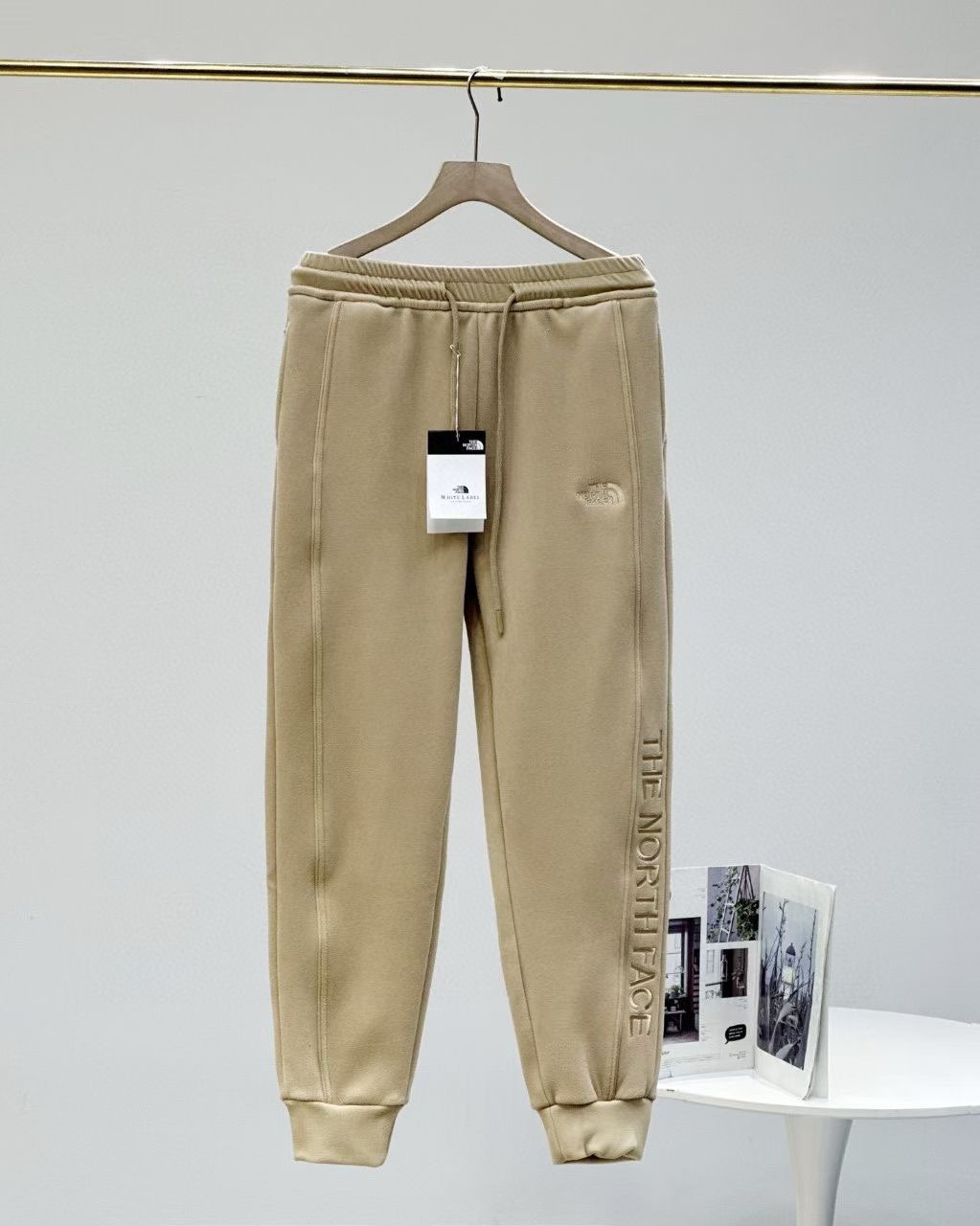 מכנסיים ארוכים נורת פייס – תמונה 7