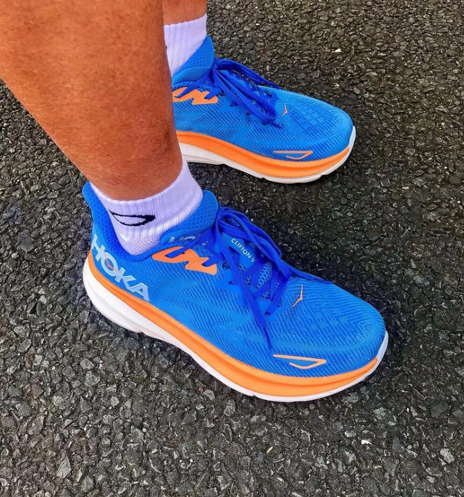 נעלי הוקה – תמונה 14