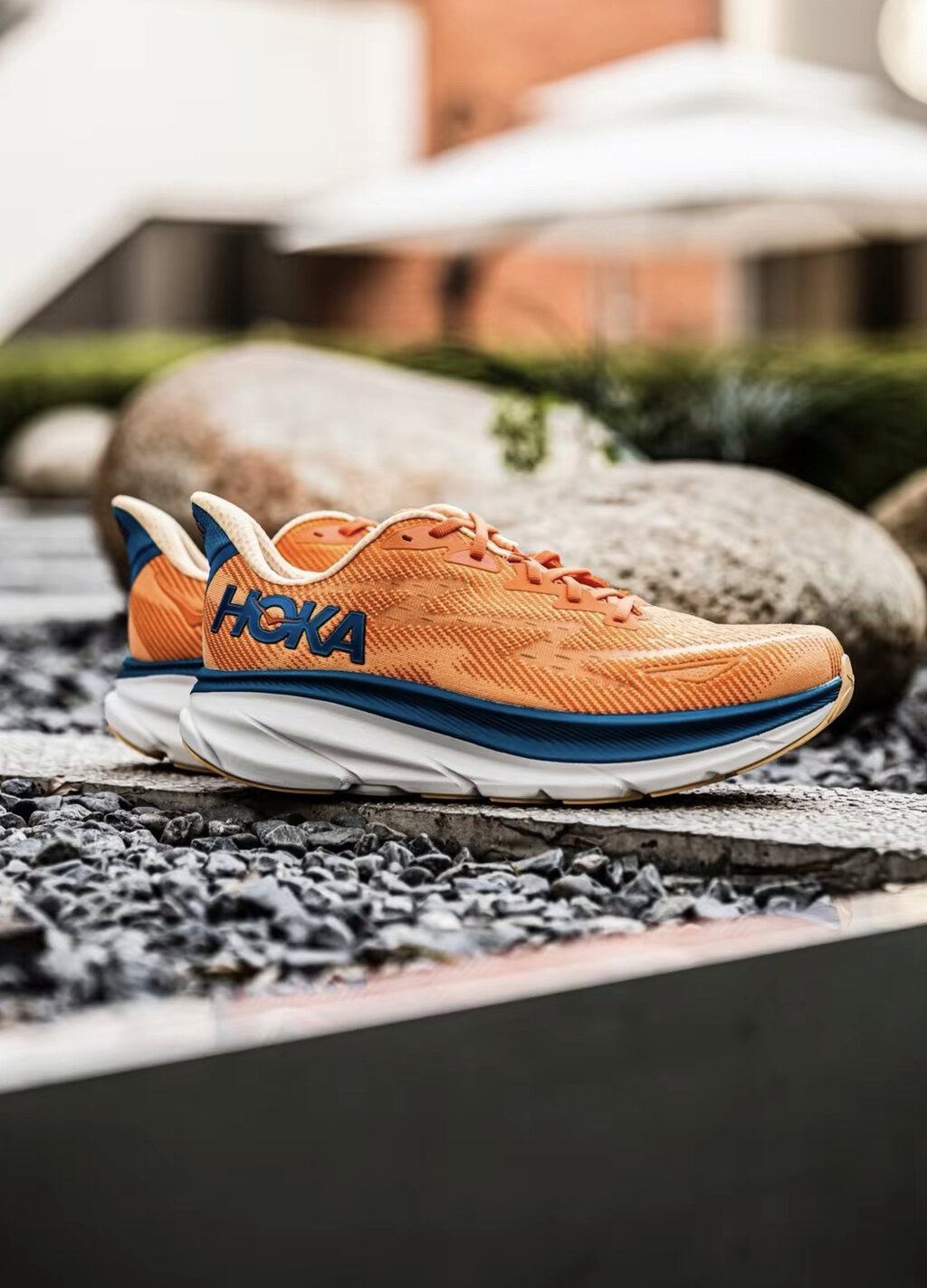 נעלי הוקה – תמונה 18