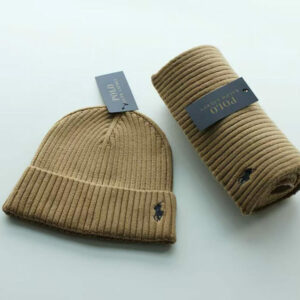 כובע וצעיף ראלף לורן