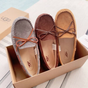 מוקסינים UGG