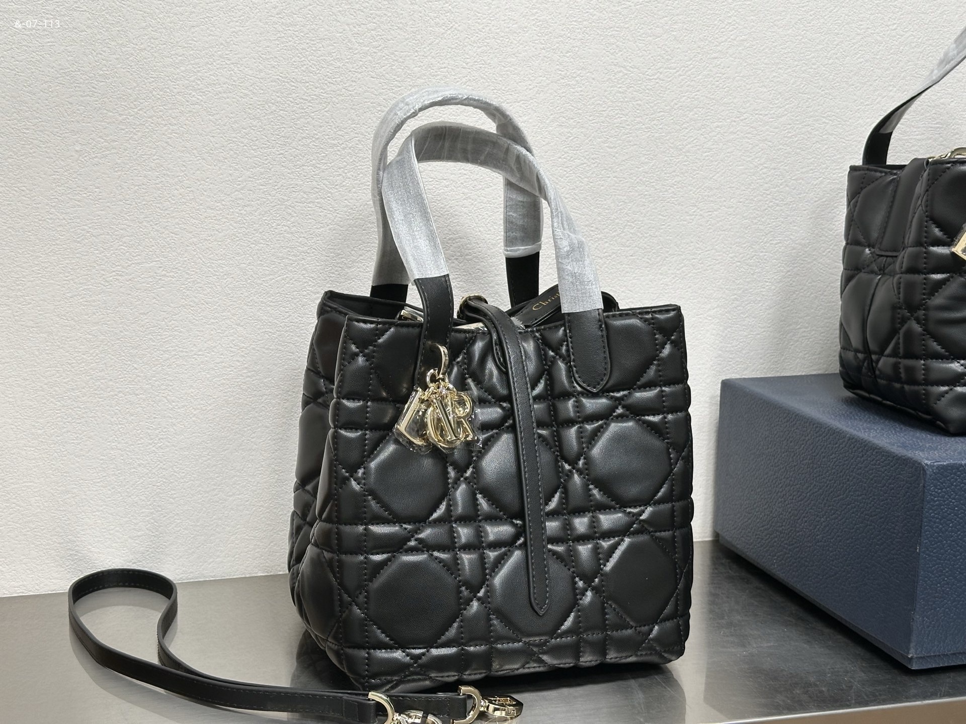 תיק מיס דיור – תמונה 13