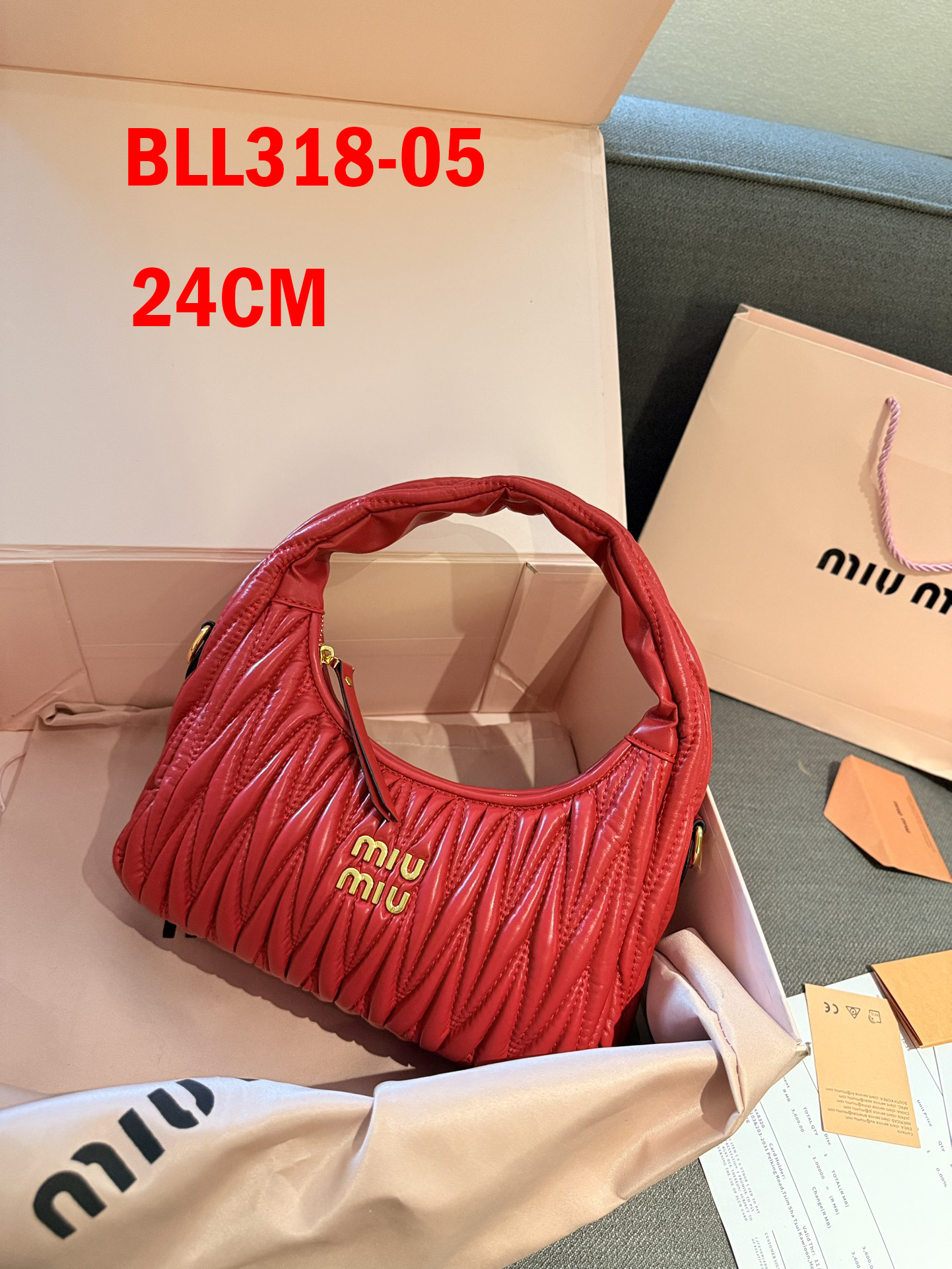 תיק יד מיו מיו – תמונה 6