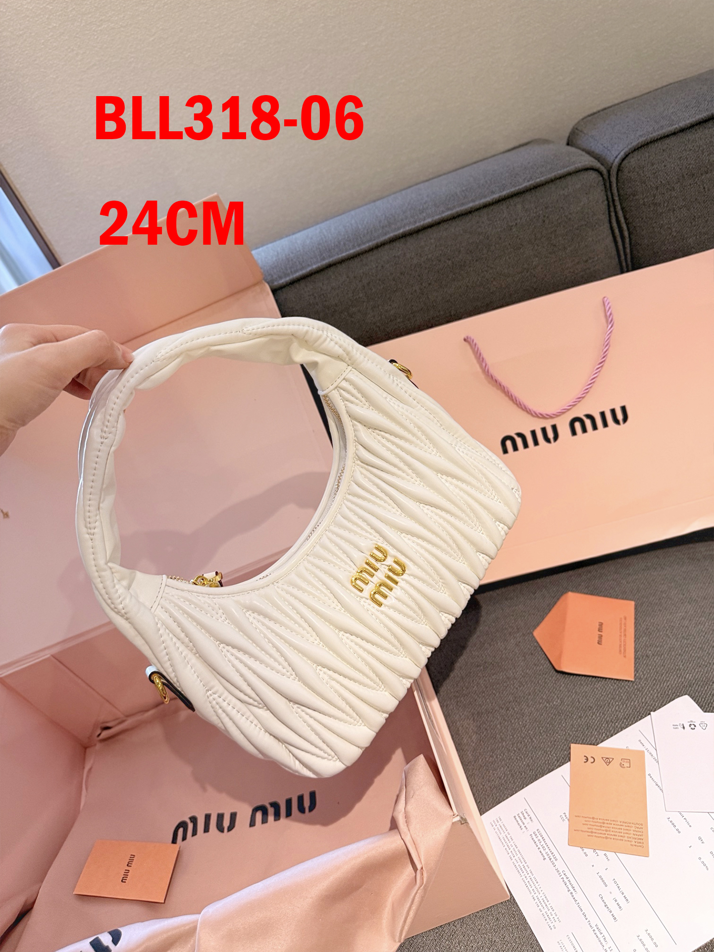 תיק יד מיו מיו – תמונה 7