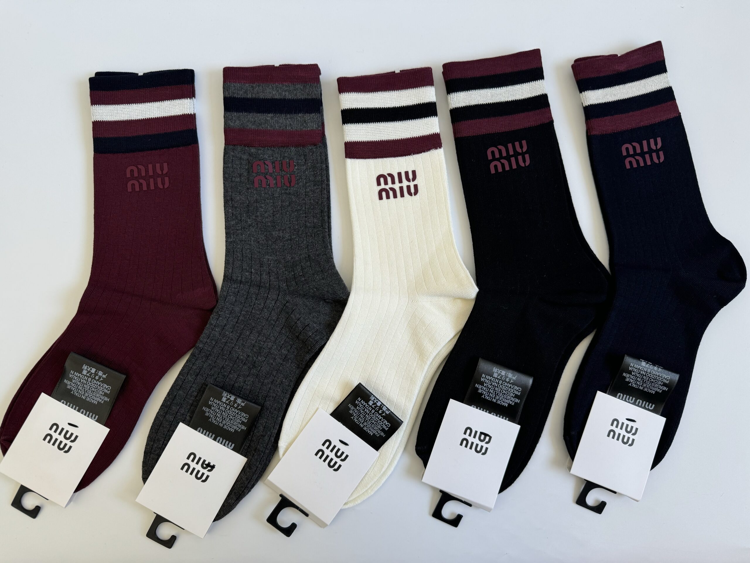 מארז גרביים מיו מיו