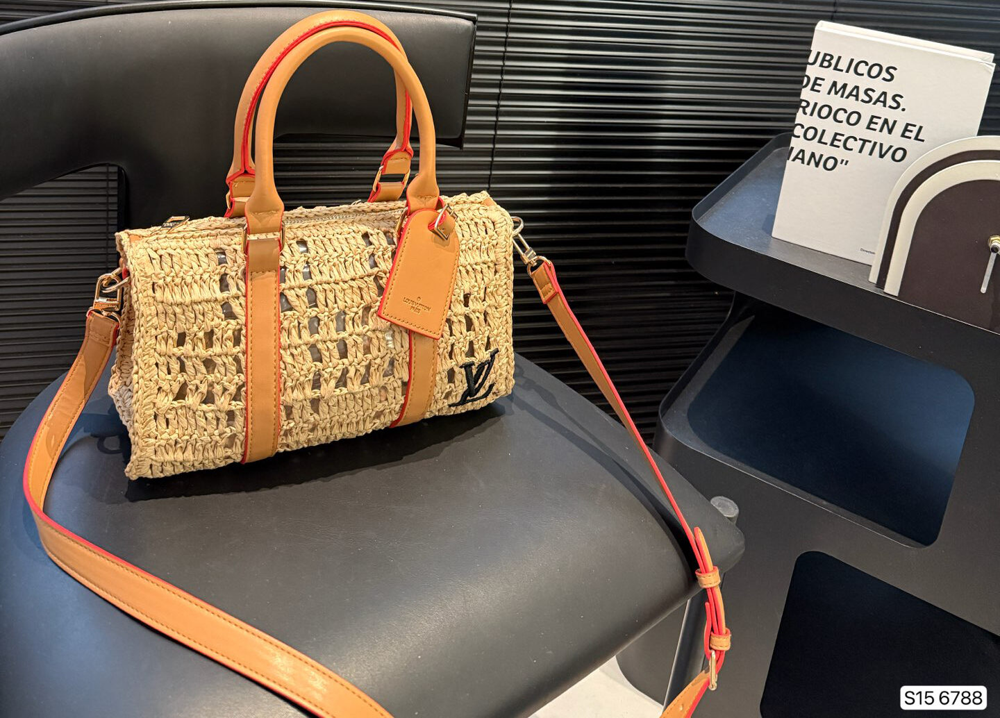 תיק קלוע לואי ויטון