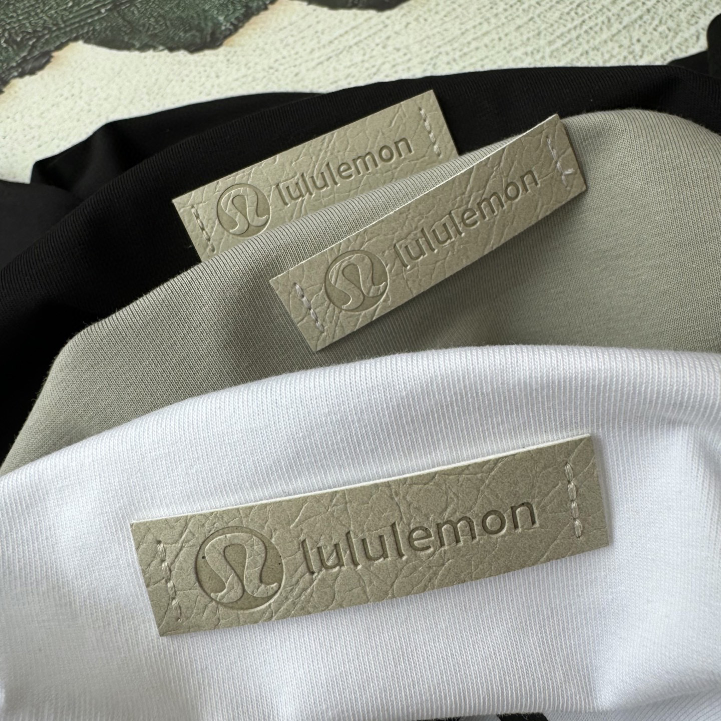 חולצות לולו למון – תמונה 11