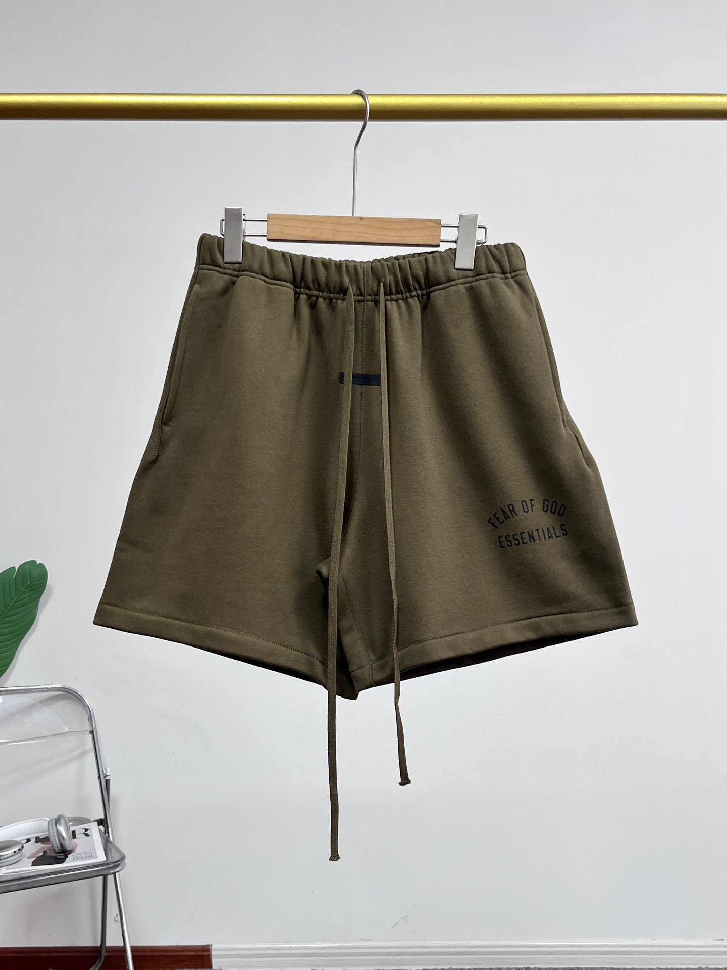 מכנסיים קצרים Essentials – תמונה 11