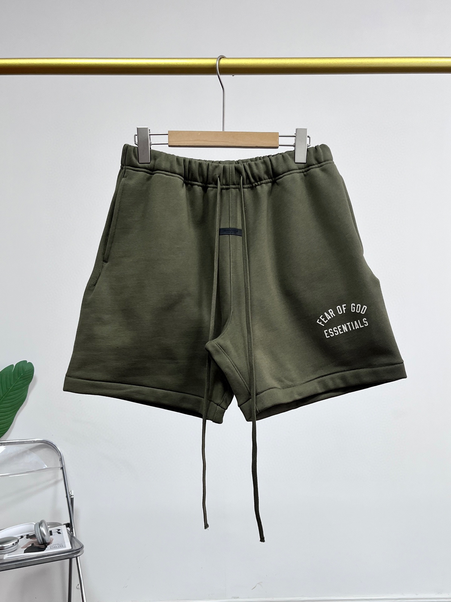 מכנסיים קצרים Essentials – תמונה 9