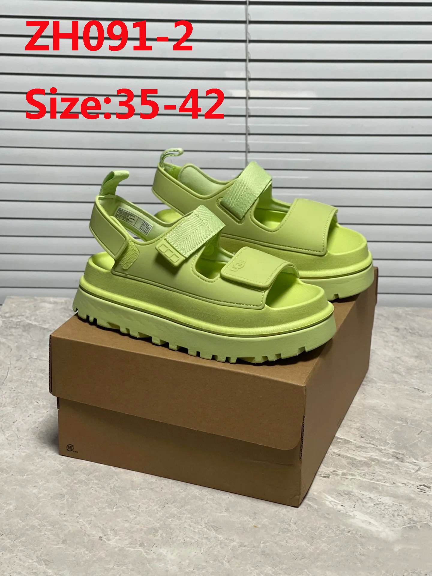 סנדלים UGG פלטפורמה – תמונה 4