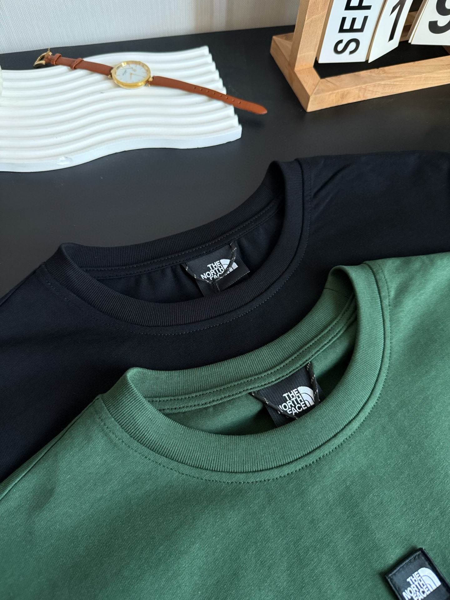 חולצות טי נורת פייס – תמונה 7