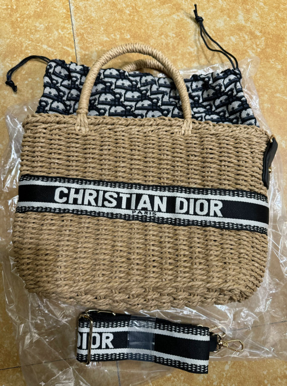 תיק קש דיור