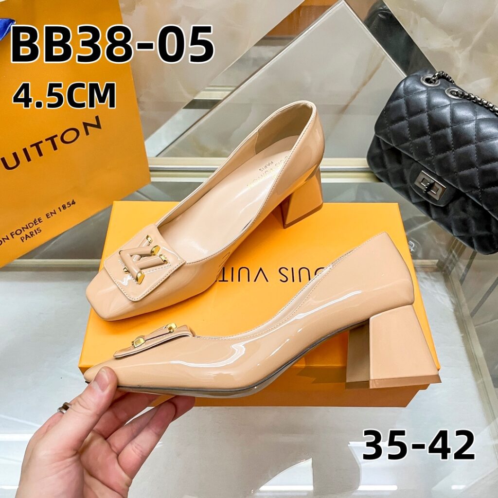 נעלי עקב לואי ויטון – תמונה 7