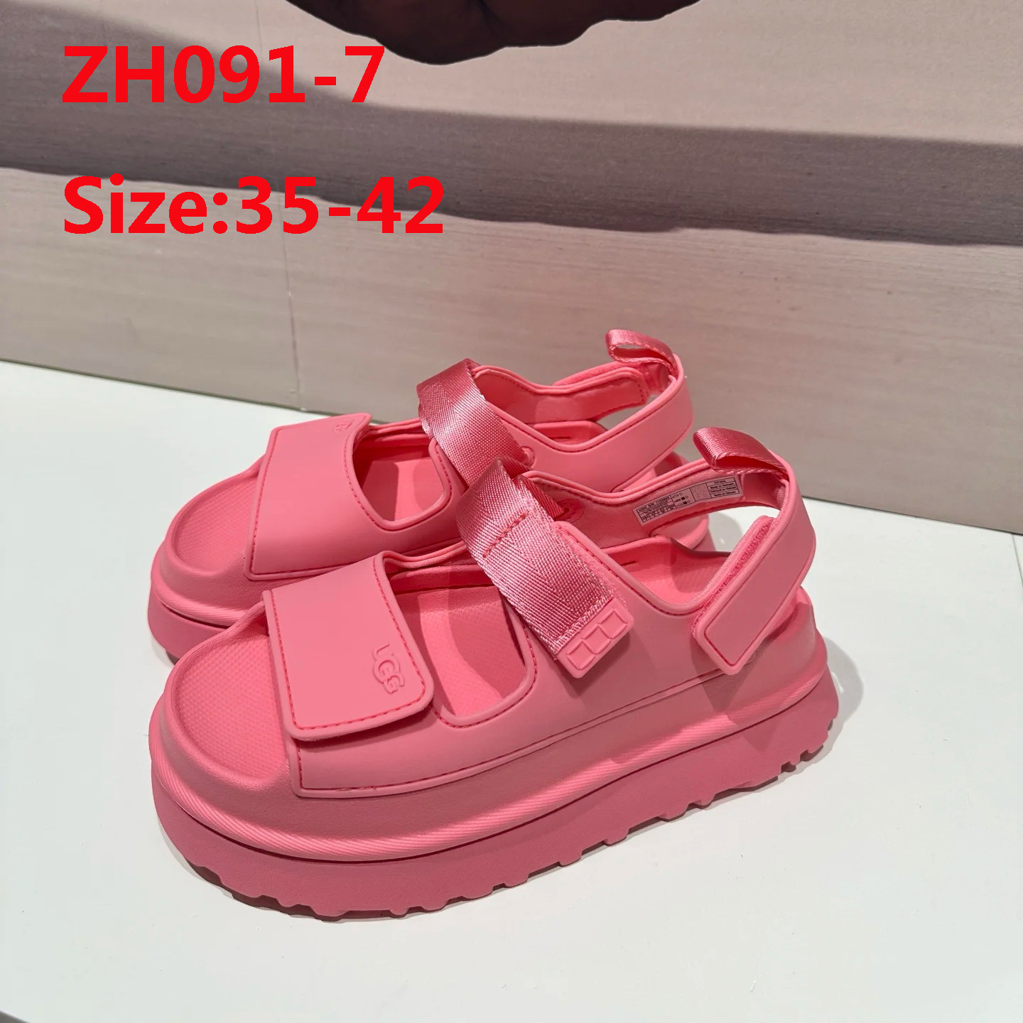 סנדלים UGG פלטפורמה – תמונה 9