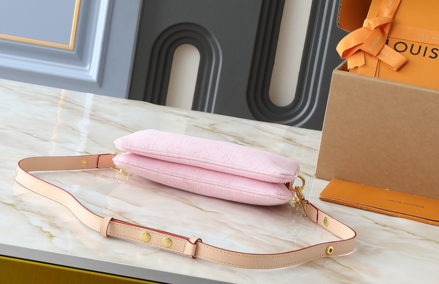 תיק כתף לואי ויטון – תמונה 7