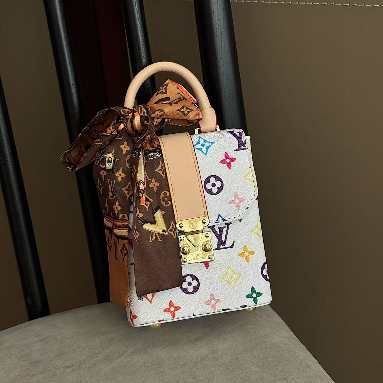 תיק כתף לואי ויטון – תמונה 2