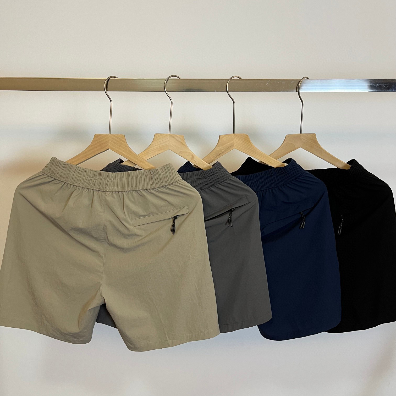 מכנסיים קצרים נורת פייס – תמונה 7