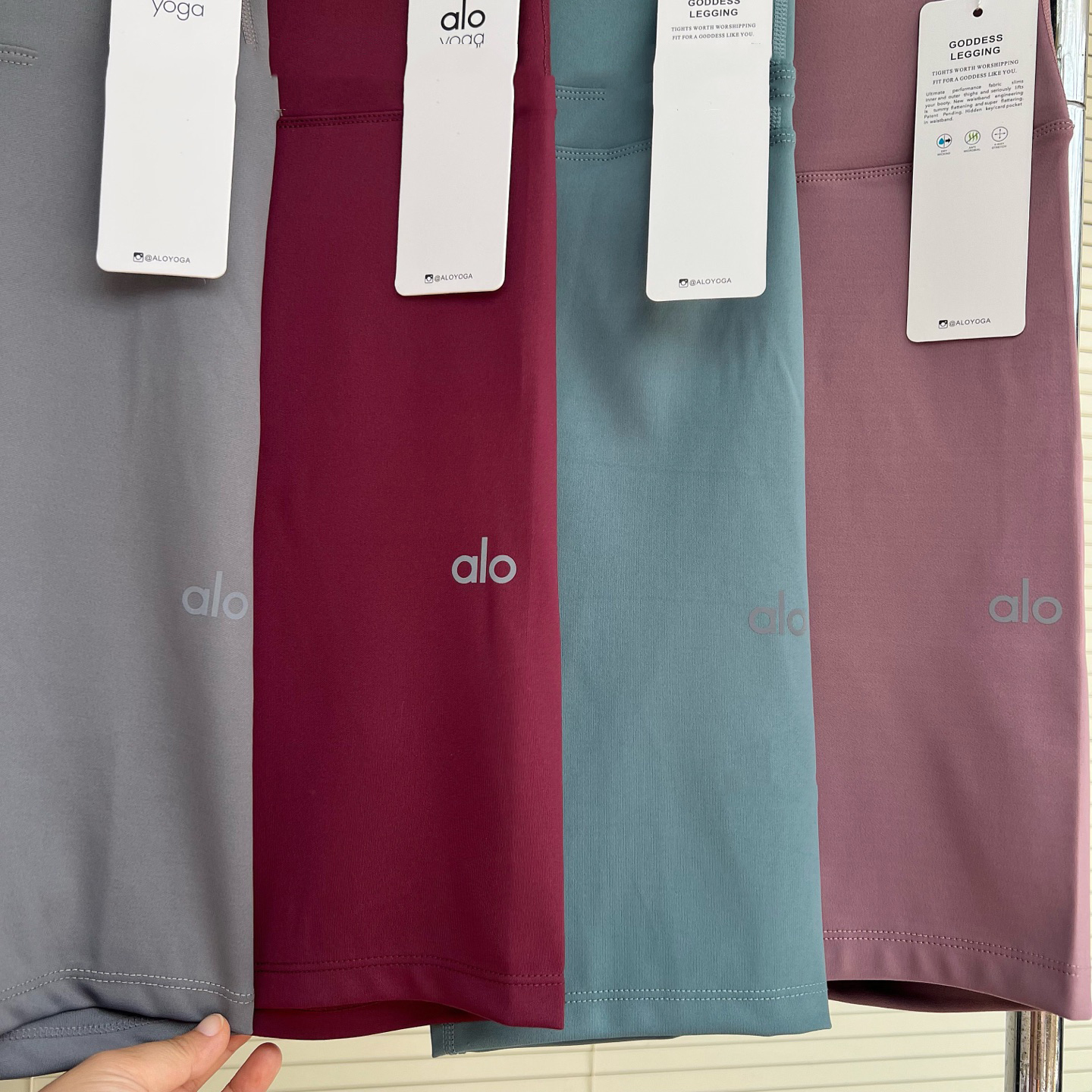 טייץ קצר אלו יוגה – תמונה 10