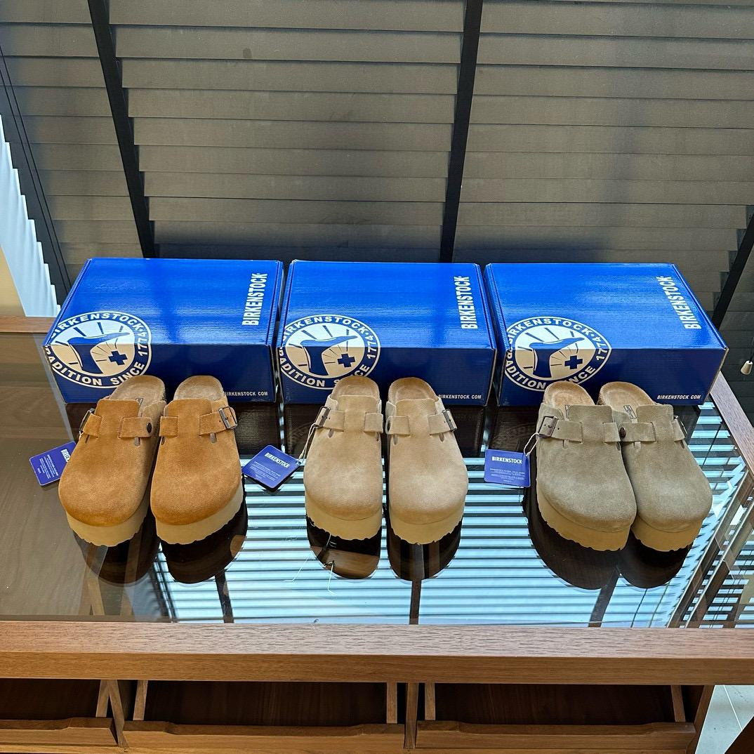 כפכפים מוגבהים בירקנשטוק – תמונה 7